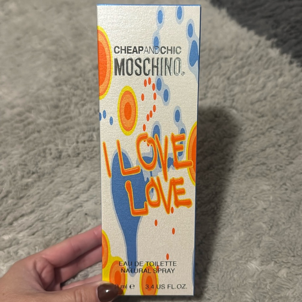 Moschino I Love Love Perfume